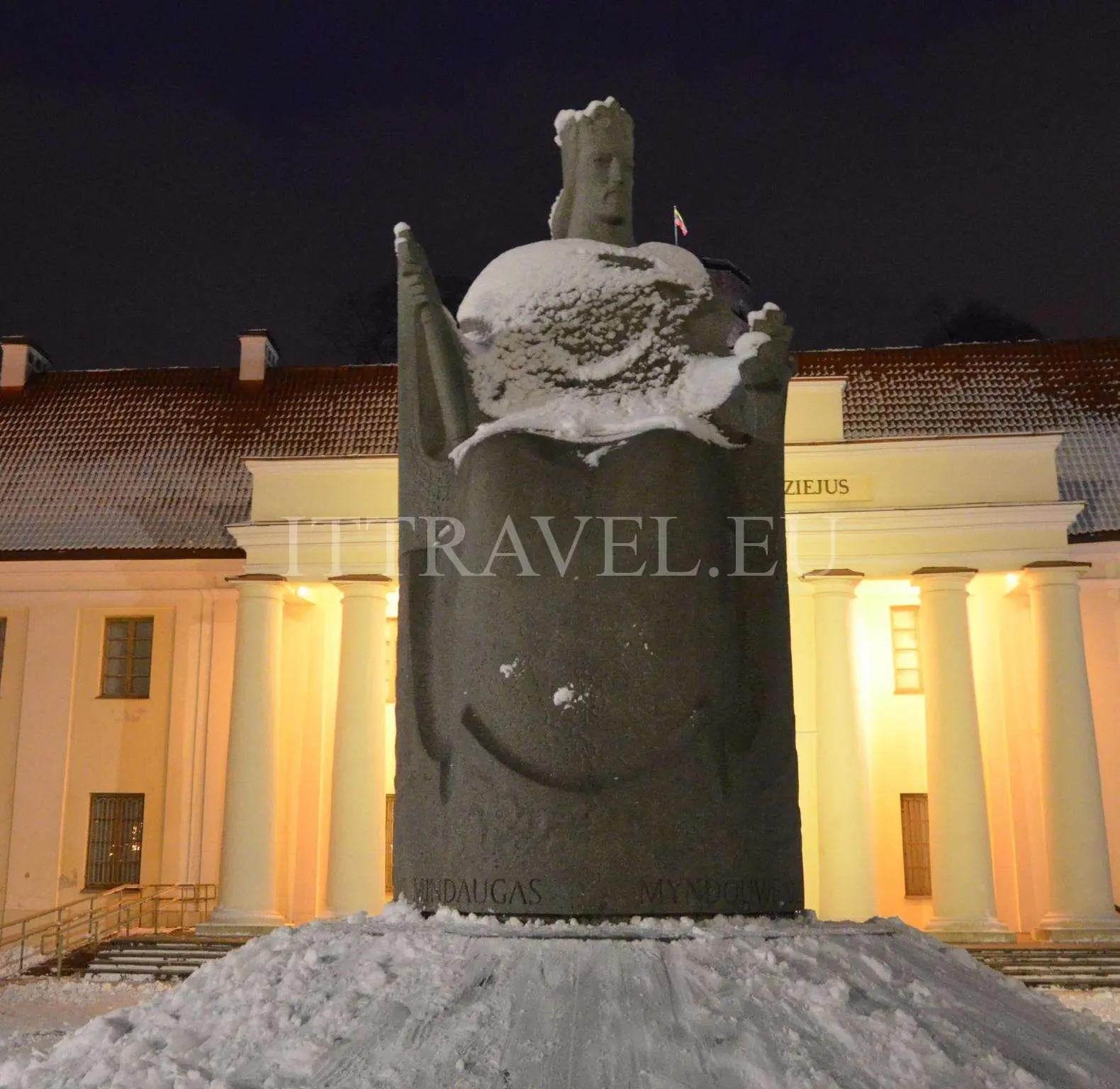 Statue of King Mindaugas