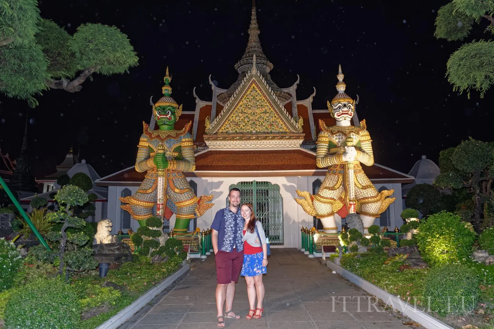 Wat Arun - temple of the dawn