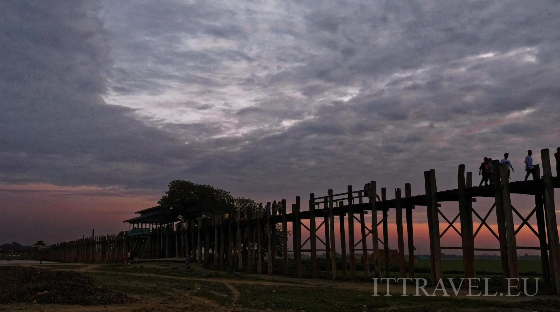 U Bein Bridge